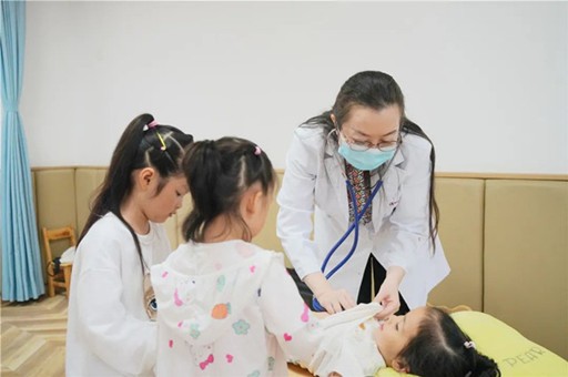 娃儿家长看过来，这些生长发育问题你家娃有没得？