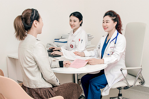 高龄孕妈妈孕期要注意什么呢？